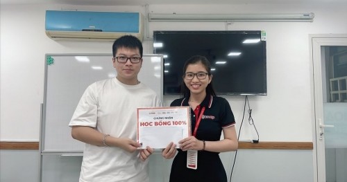 Ms Tường Uyên - Sứ giả truyền cảm hứng - Người thầy của những Học viên đạt giải cao trong các cuộc thi