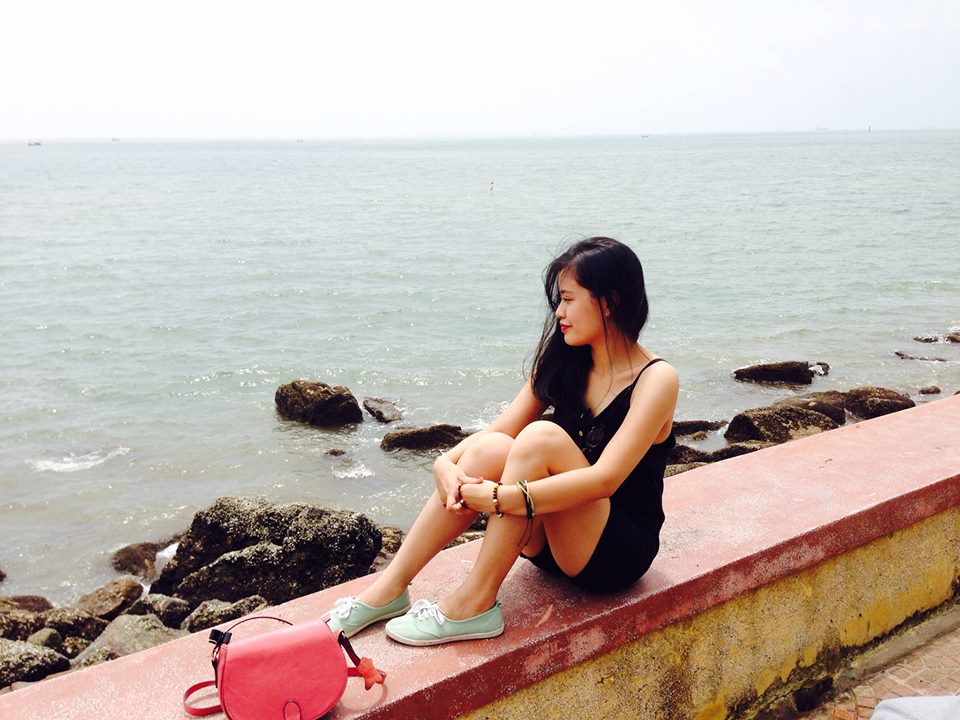 Ms Quỳnh Chi - Jovial Messenger 